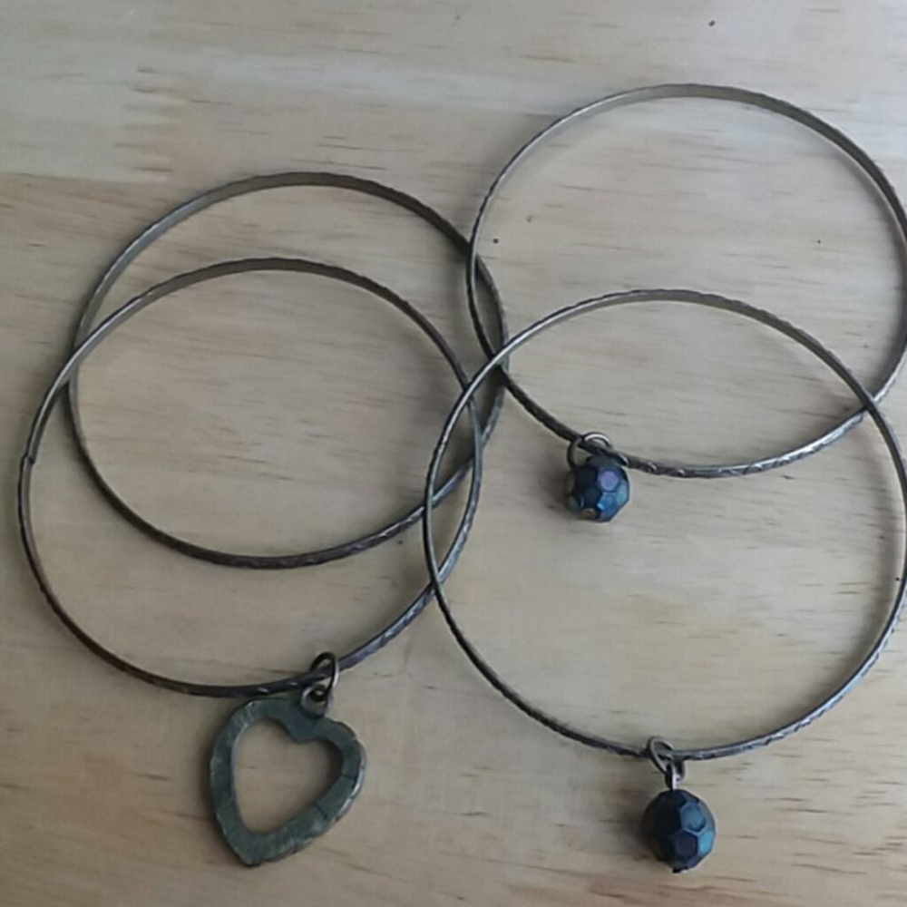 Bangle bracelets - Picture 2 of 3